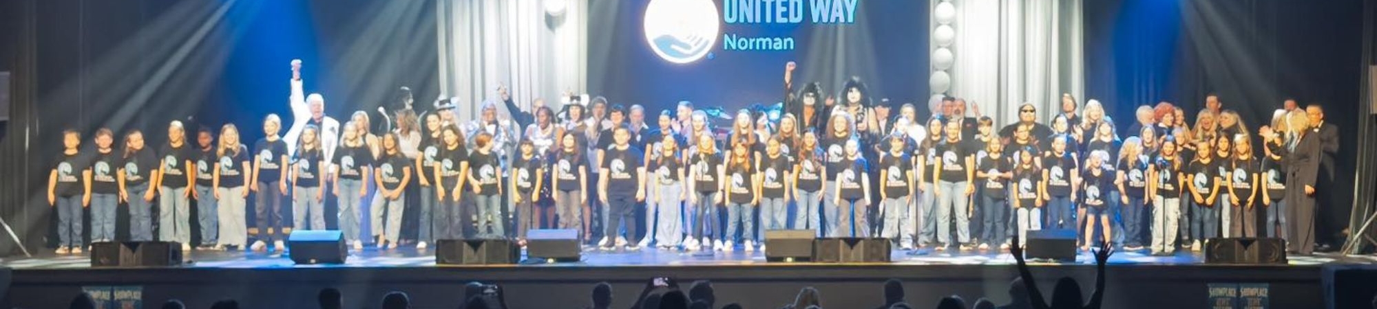 Performers at Celebrity Sing